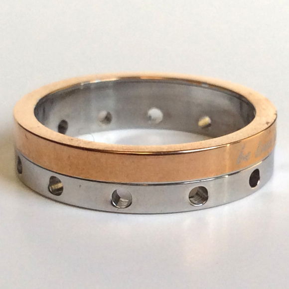 Engagement Ring, Promise Ring, Wedding Band - Picture 8 of 8